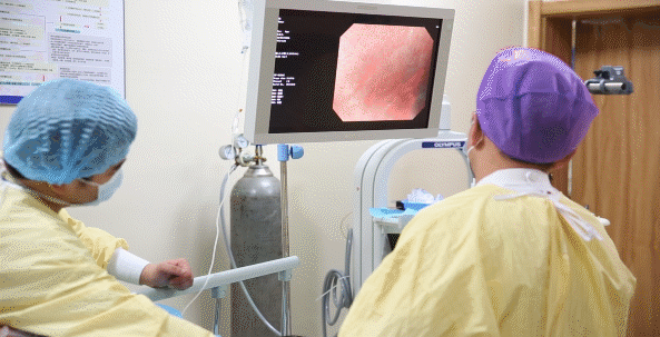 医生总结了3位年轻胃癌患者的病例：30岁不到的他们到底干啥了？