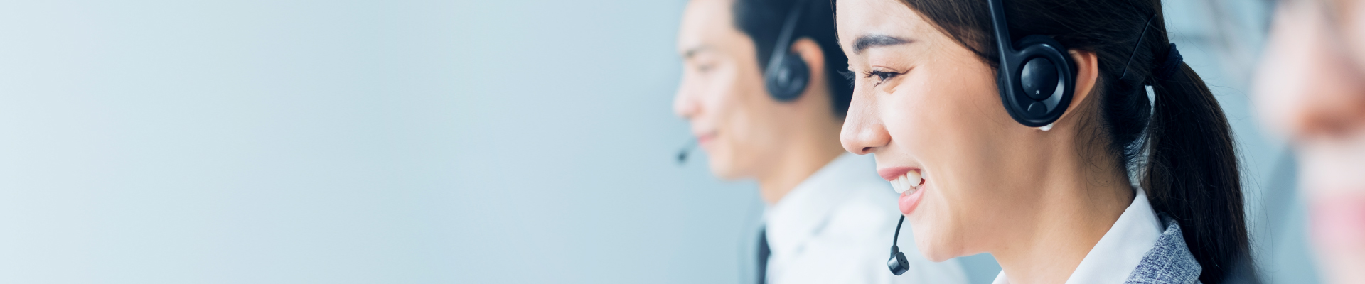 2025官网_栏目页banner 15（服务中心）.jpg